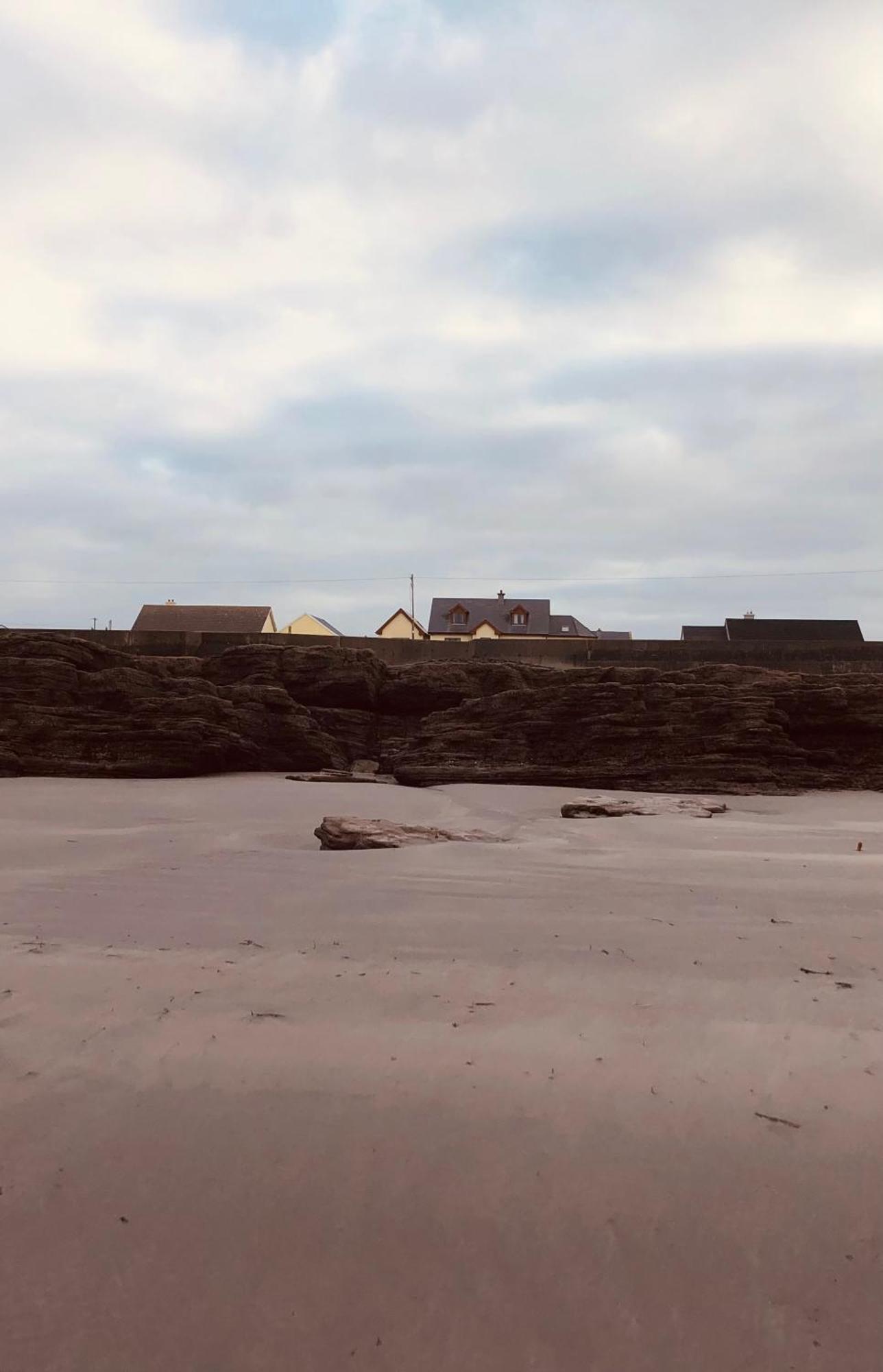 Seafield House Lejlighed Quilty Eksteriør billede
