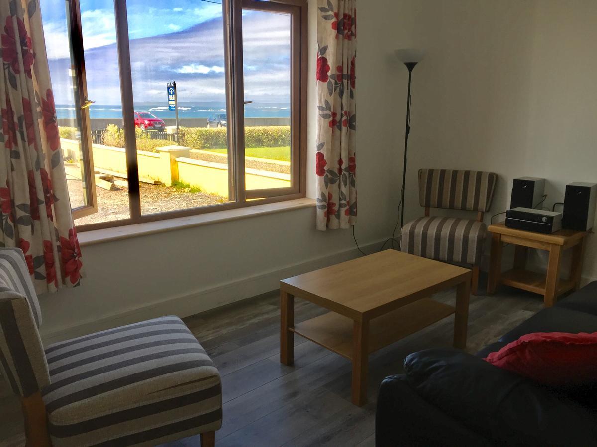 Seafield House Lejlighed Quilty Eksteriør billede